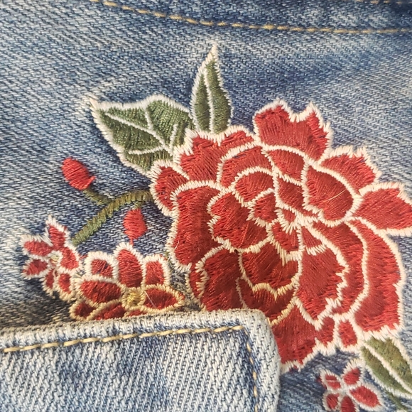 Denim jacket - Picture 4 of 8